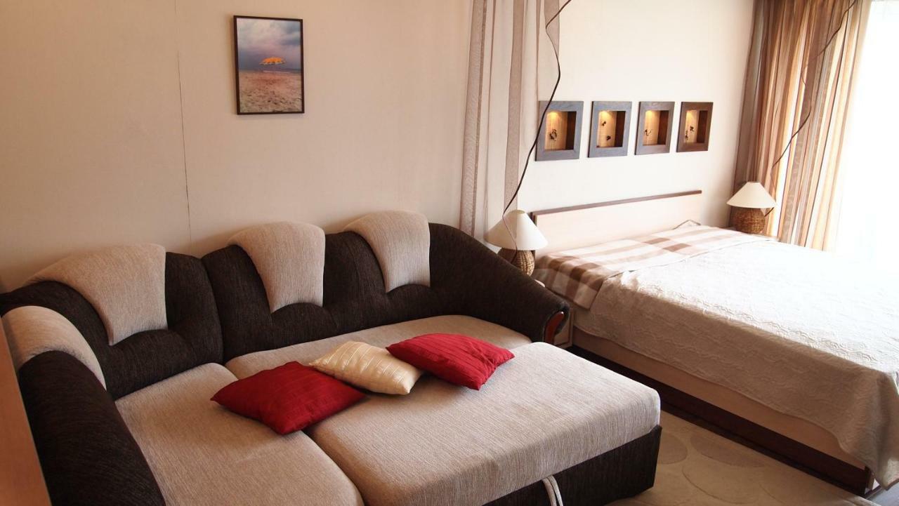 Pusynas Apartments Juodkrantė Dış mekan fotoğraf