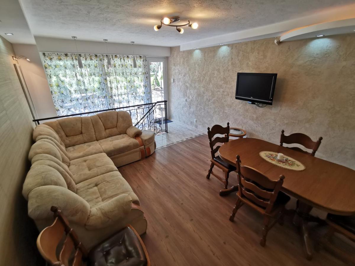 Pusynas Apartments Juodkrantė Dış mekan fotoğraf